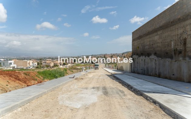 Reventa - Parcela - Interior  - Alhaurín de la Torre