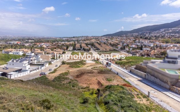 Reventa - Parcela - Interior  - Alhaurín de la Torre