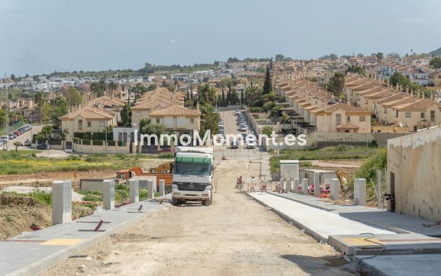 Reventa - Parcela - Interior  - Alhaurín de la Torre