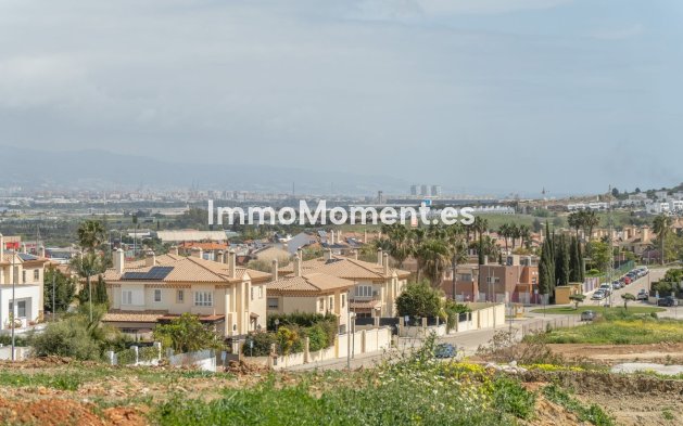 Reventa - Parcela - Interior  - Alhaurín de la Torre