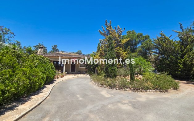 Resale - Detached villa - Elche - Elche Centro