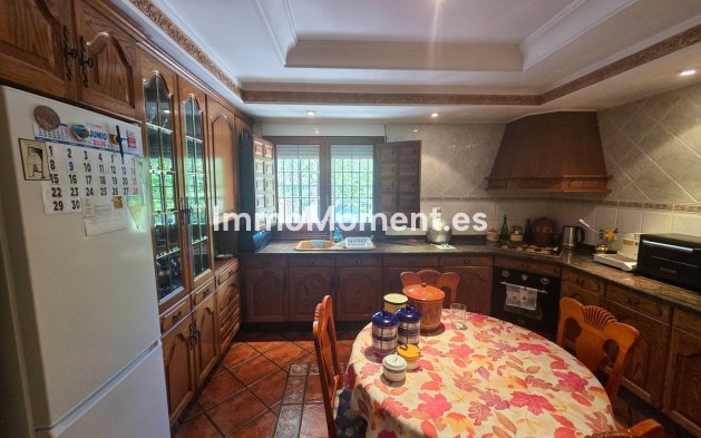 Resale - Detached villa - Elche - Elche Centro