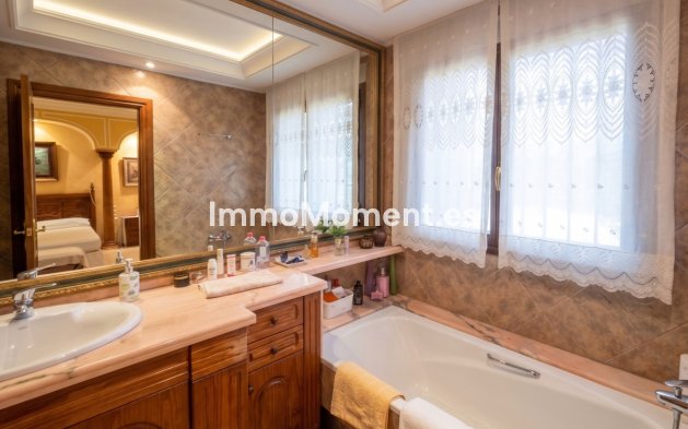 Resale - Detached villa - Elche - Elche Centro