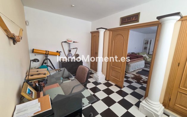 Resale - Detached villa - Elche - Elche Centro