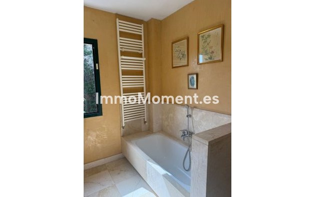 Revente - Villa individuelle - Sotogrande - Sotogrande Costa