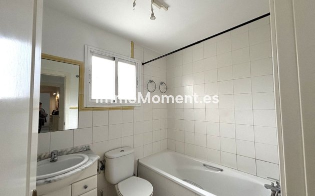 Wiederverkauf - Wohnung - Marbella - Guadalmina Baja