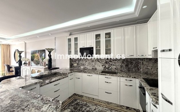 Wiederverkauf - Wohnung - Marbella - Puerto Banús
