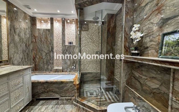 Wiederverkauf - Wohnung - Marbella - Puerto Banús