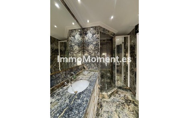 Wiederverkauf - Wohnung - Marbella - Puerto Banús