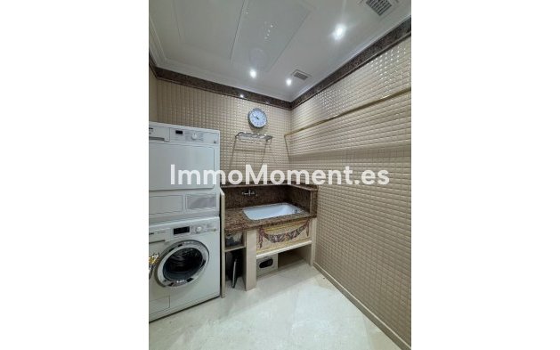Wiederverkauf - Wohnung - Marbella - Puerto Banús