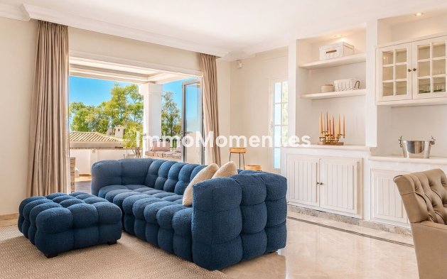 Wiederverkauf - Freistehende Villa - Marbella - Nueva Andalucía