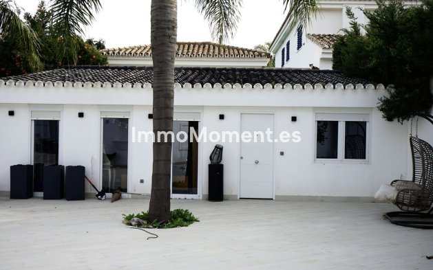 Wiederverkauf - Freistehende Villa - Marbella - Marbella Centro