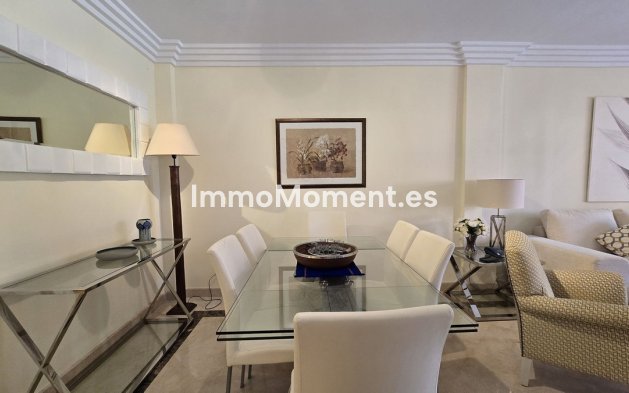 Resale - Apartment - Marbella - Puerto Banús