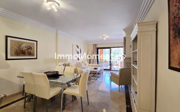 Resale - Apartment - Marbella - Puerto Banús