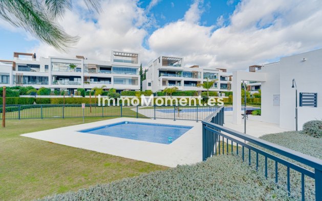 Resale - Apartment - Estepona - Cancelada