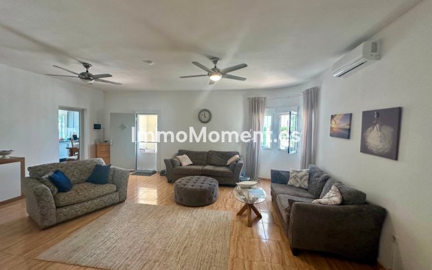 Resale - Detached villa - Catral - Catral Centro