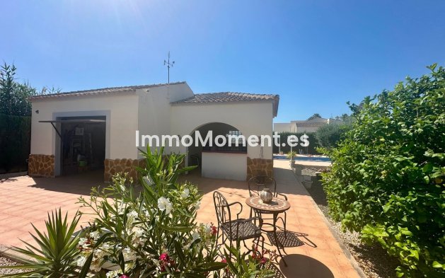 Resale - Detached villa - Catral - Catral Centro