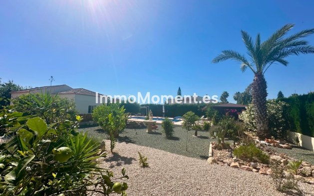 Resale - Detached villa - Catral - Catral Centro
