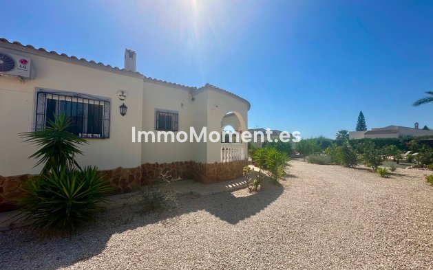 Resale - Detached villa - Catral - Catral Centro