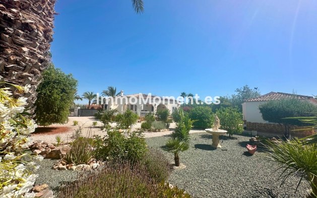 Resale - Detached villa - Catral - Catral Centro