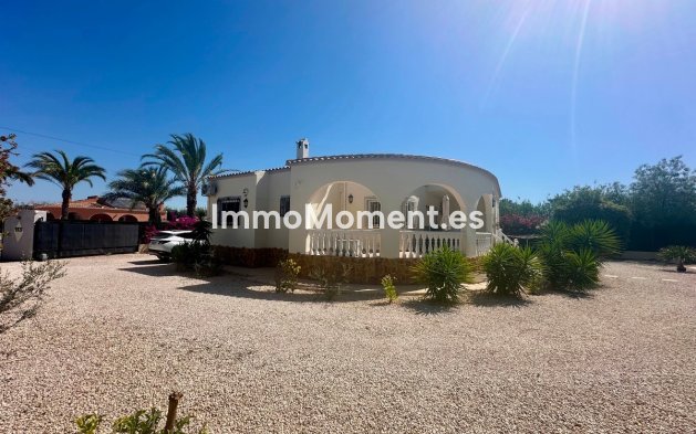 Resale - Detached villa - Catral - Catral Centro