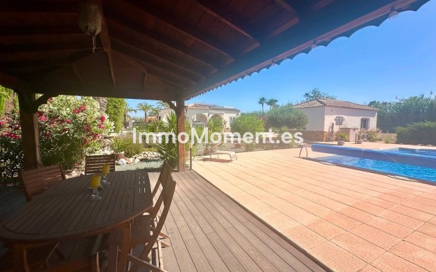Resale - Detached villa - Catral - Catral Centro