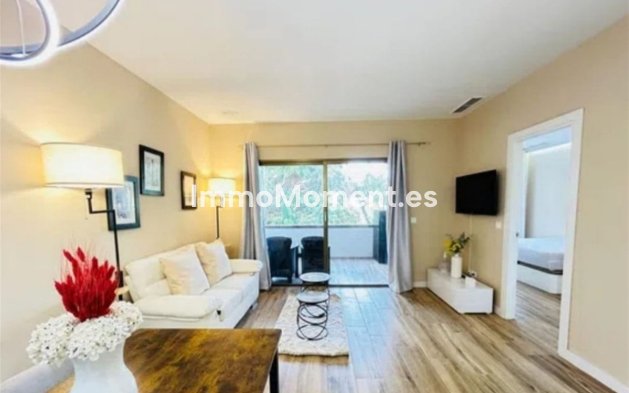 Wiederverkauf - Wohnung - Marbella - Nueva Andalucía