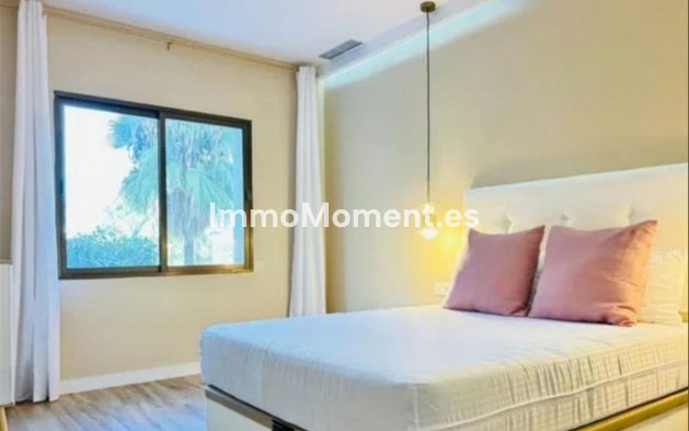 Wiederverkauf - Wohnung - Marbella - Nueva Andalucía