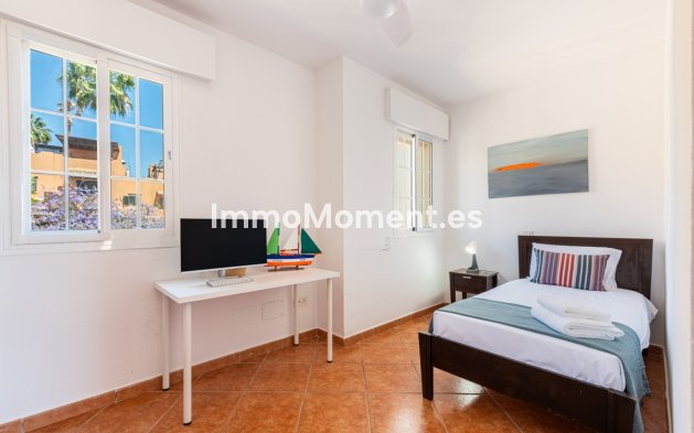 Wiederverkauf - Freistehende Villa - Estepona  - Estepona Centro