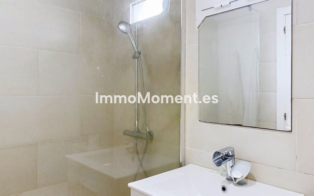 Wiederverkauf - Freistehende Villa - Estepona  - Estepona Centro