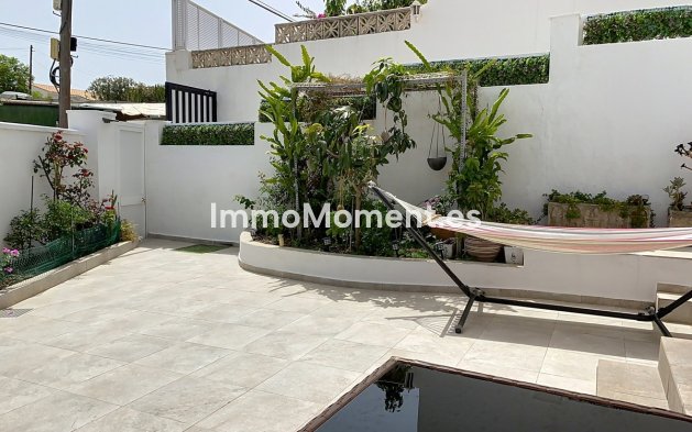 Wiederverkauf - Freistehende Villa - Estepona  - Estepona Centro