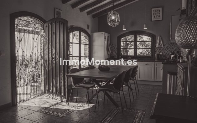 Bestaande woning - Landhuis - Binnenland  - Almogía