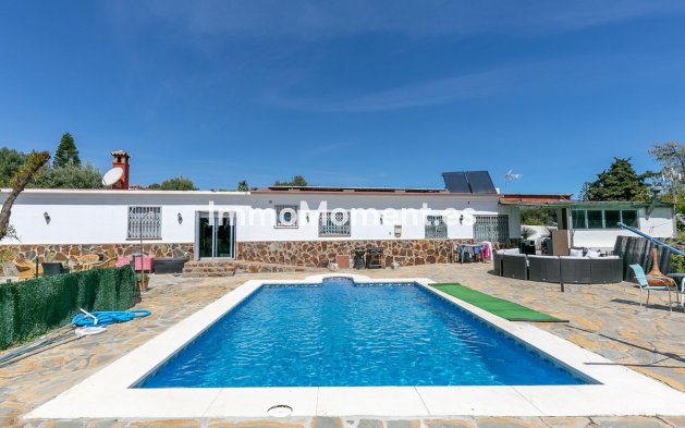 Bestaande woning - Landhuis - Estepona  - Estepona Centro