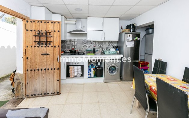 Bestaande woning - Landhuis - Estepona  - Estepona Centro
