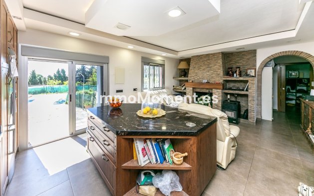Bestaande woning - Landhuis - Estepona  - Estepona Centro