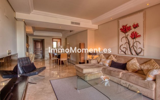 Wiederverkauf - Wohnung - Estepona  - Estepona Centro