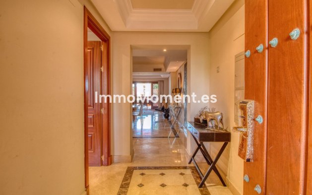 Wiederverkauf - Wohnung - Estepona  - Estepona Centro