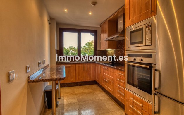 Wiederverkauf - Wohnung - Estepona  - Estepona Centro