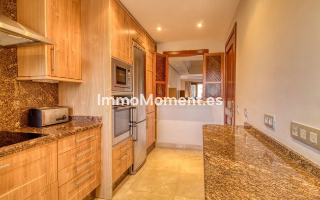 Wiederverkauf - Wohnung - Estepona  - Estepona Centro