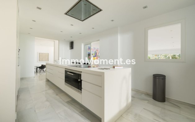 Wiederverkauf - Freistehende Villa - Marbella - Marbella Centro