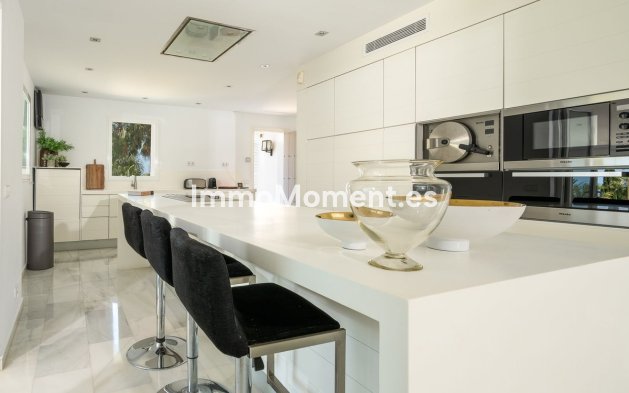 Wiederverkauf - Freistehende Villa - Marbella - Marbella Centro
