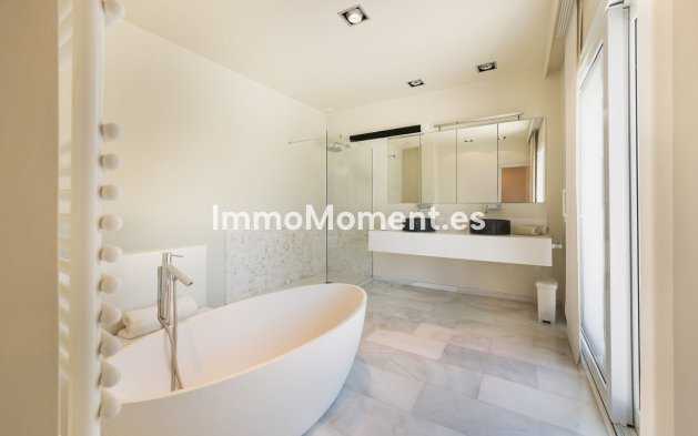 Wiederverkauf - Freistehende Villa - Marbella - Marbella Centro
