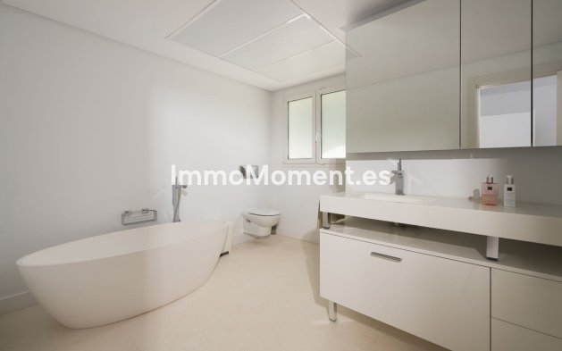 Wiederverkauf - Freistehende Villa - Marbella - Marbella Centro