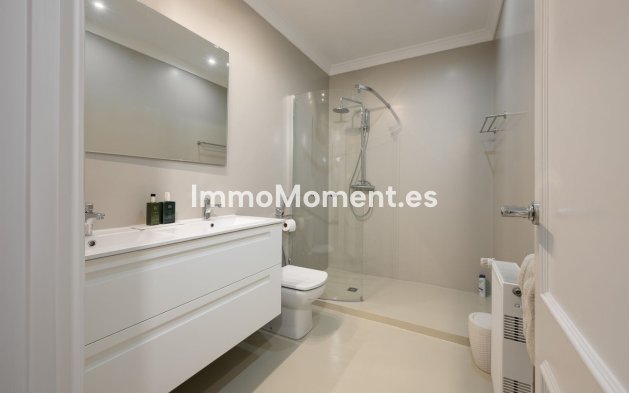 Wiederverkauf - Freistehende Villa - Marbella - Marbella Centro