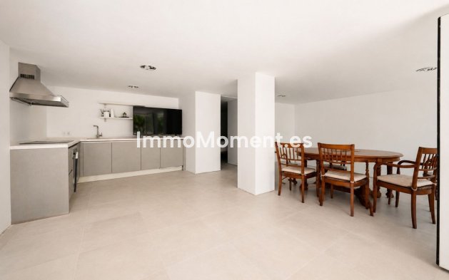 Wiederverkauf - Freistehende Villa - Marbella - Marbella Centro