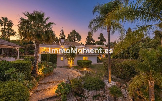 Wiederverkauf - Freistehende Villa - Marbella - Marbella Centro