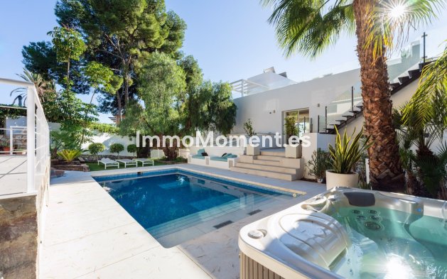 Bestaande woning - Vrijstaande villa - Marbella - Nueva Andalucía