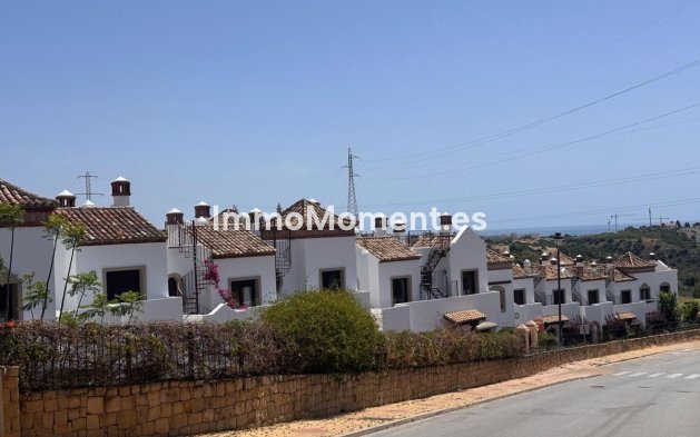 Wiederverkauf - Reihenhaus - Estepona  - Estepona Centro