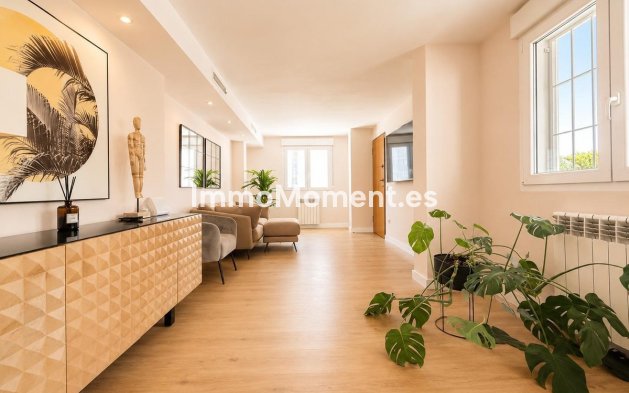Resale - Detached villa - Orihuela - Campoamor