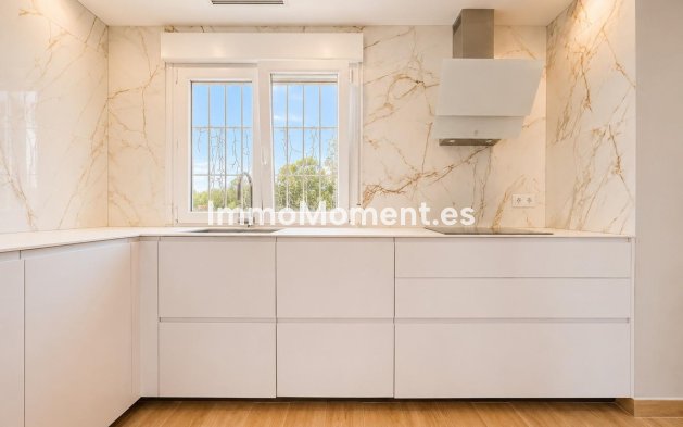 Resale - Detached villa - Orihuela - Campoamor
